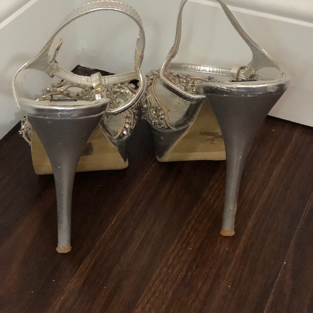 Silver Rhinestone Formal heels - Picture 3 of 4
